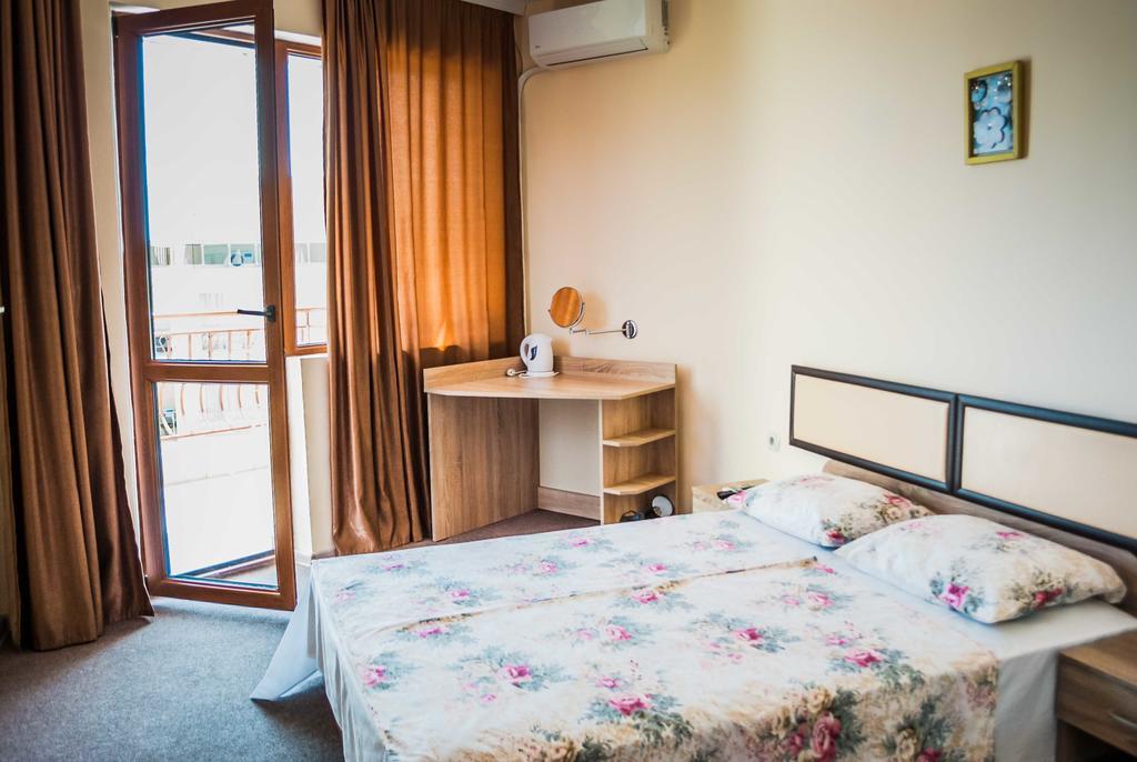 Family Hotel Amore Byala  Eksteriør billede