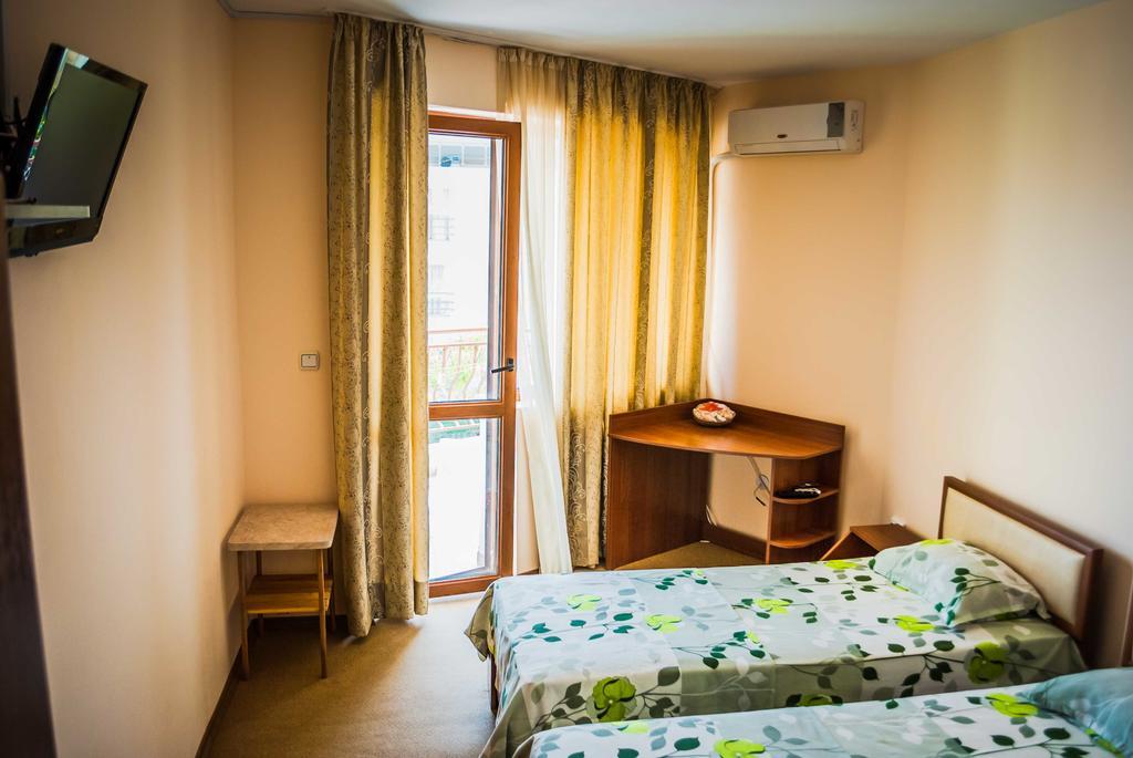 Family Hotel Amore Byala  Eksteriør billede